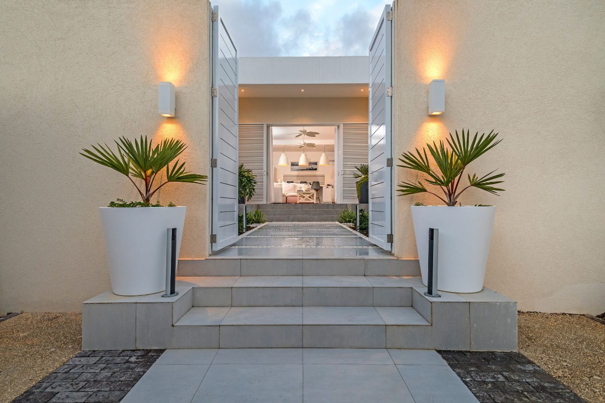 entrance 2 of footprints cottage south private villa barbados