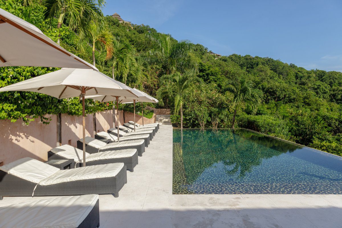 Macaroni beach house on Mustique Villa.