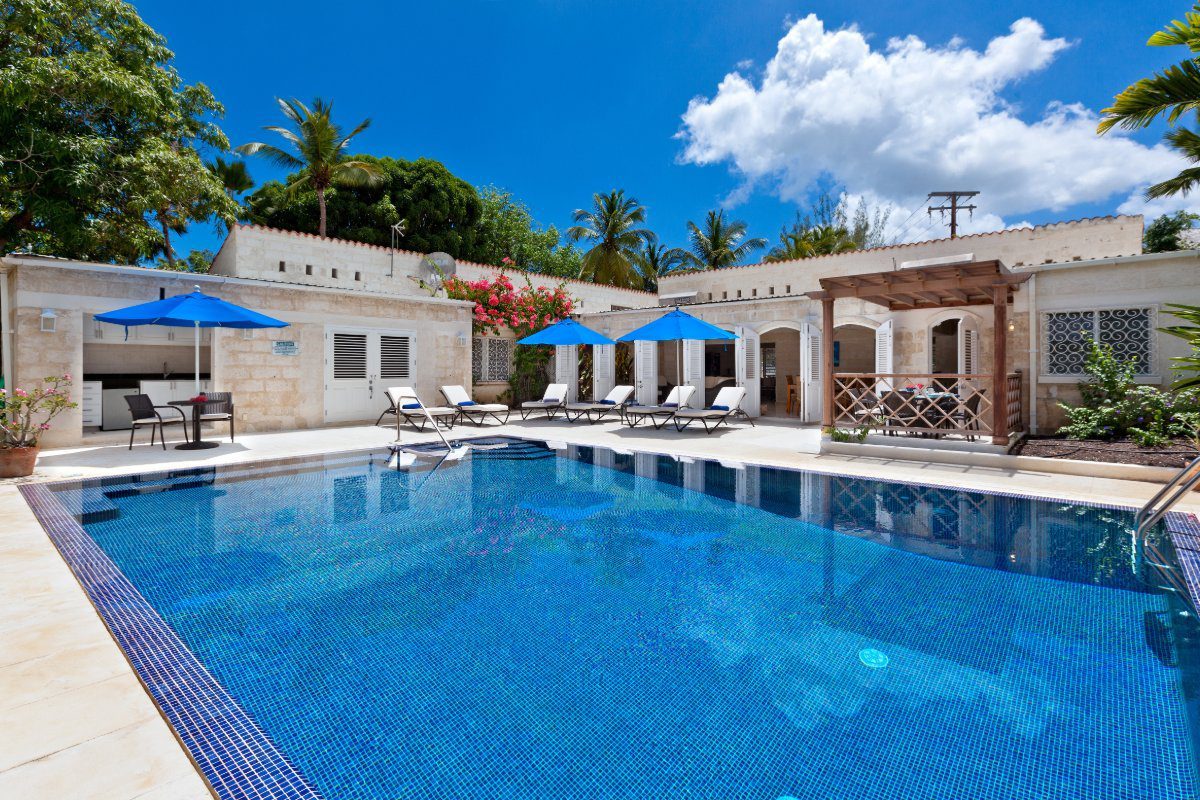 The swimming pool at Barbados Villa Rental Todmorden Barbados