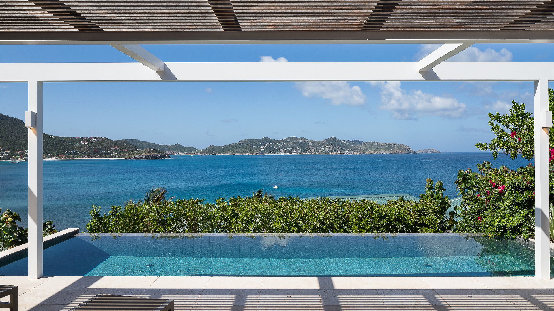 Modern villa rental in St. Barth, Villa Arawak