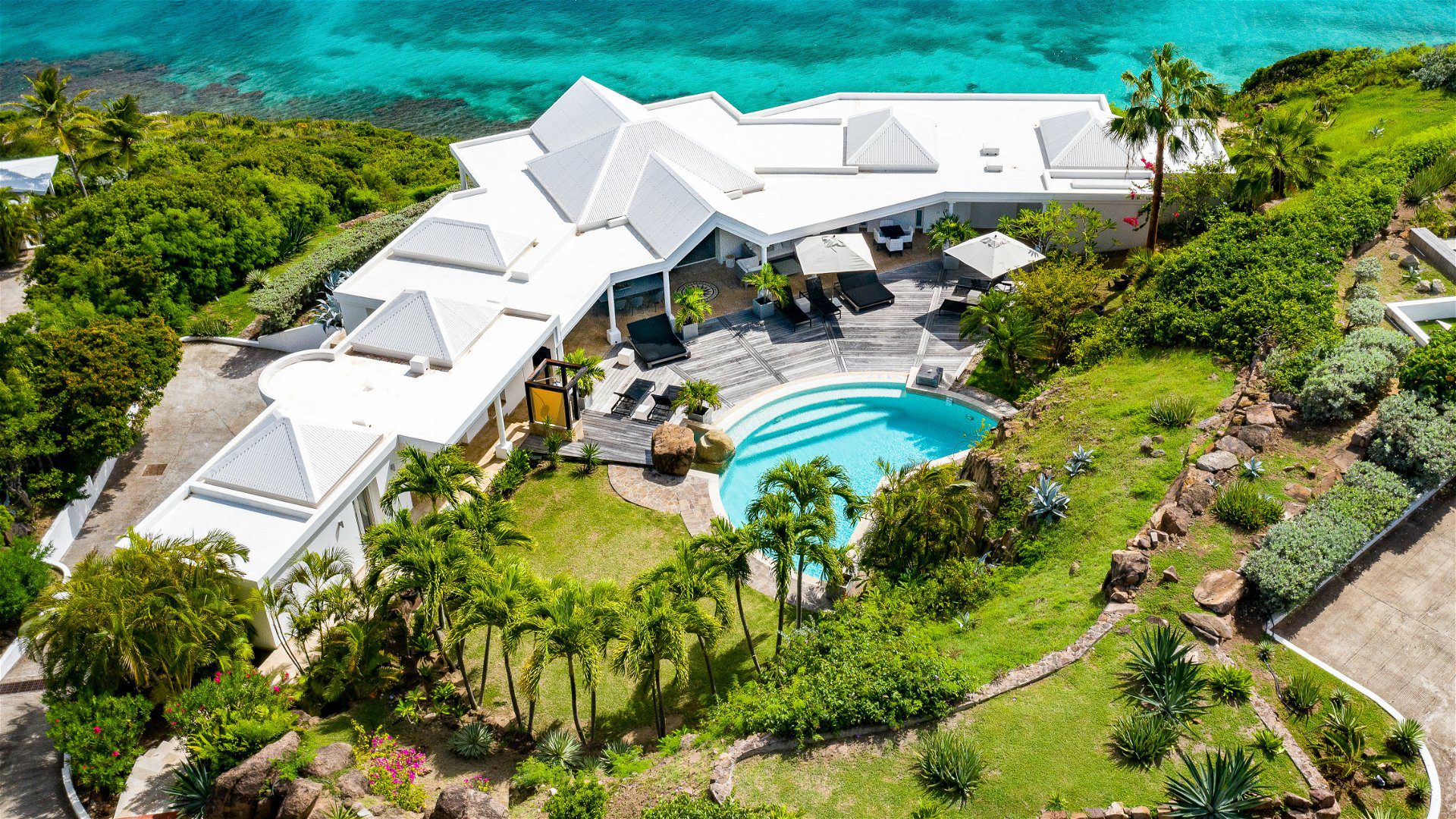 Villa in the Caribbean, Villa Arrow Marine