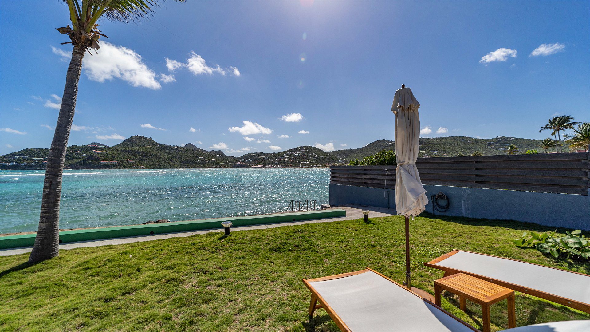 Beachfront holiday villa in St. Barth, Villa Dahouet