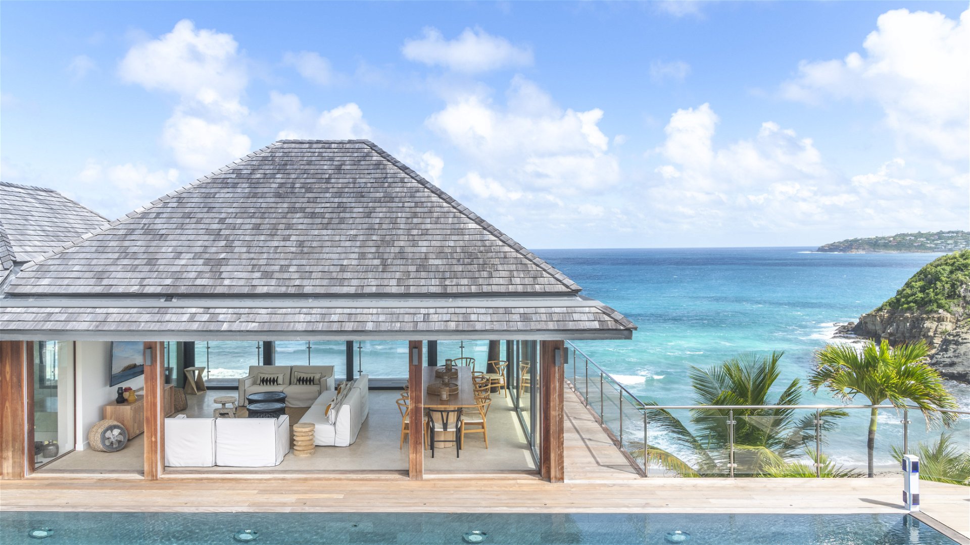 A luxury holiday villa in St. Barth, Villa Firefly